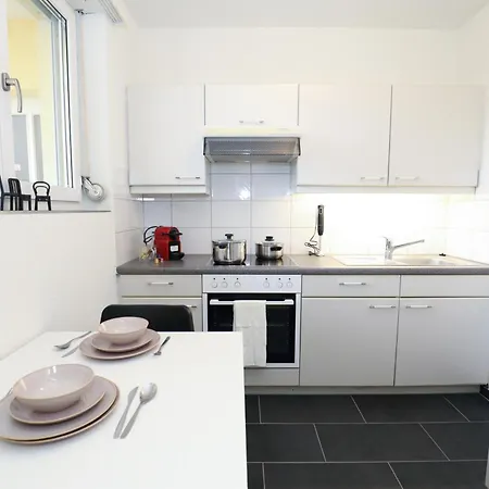 Spacious Parkside In With Balcony *